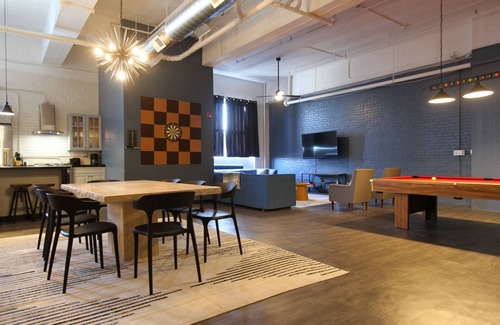 North Oakland Apartamento | 424 Gold Way- 3Bed/2Bath Apartment