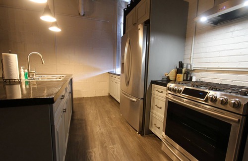 North Oakland Apartamento | 424 Gold Way- 3Bed/2Bath Apartment