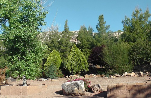 Leeds Casa | 45 Minutes to Zion National Park! Private Guest Room #2, SHARED living areas.