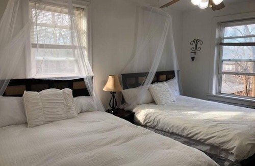 St. Louis Apartamento | (49.1W) Beautiful Getaway in Saint Louis