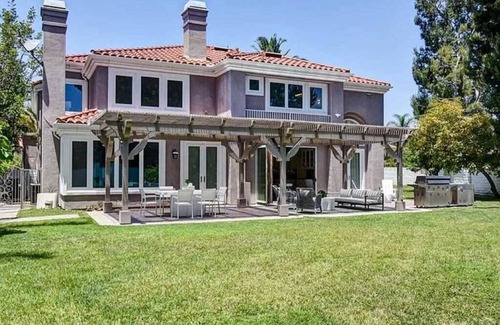 Tustin Villa | 4B4B luxury home with 24hrs secuirity