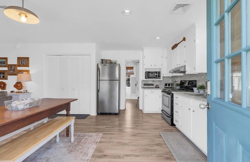 Cherry Grove Beach Casa | 4BD Charming Beach Home-Pet Friendly-Cherry Grove