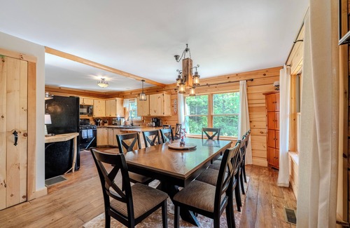 Jackson Cabina | 4Bed 3Bath Cabin w/ Hot Tub Near North Conway #TheIntervaleCabin