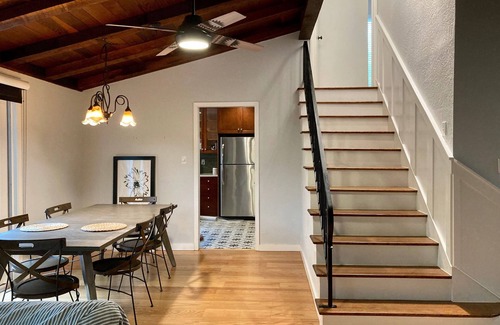 Arden-Arcade Casa | 4BR/2BA Mid-Century Retreat House: Your Perfect Getaway!