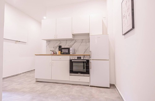 Rudolfsheim-Funfhaus Apartamento | 4BR Apt for 10P Walk to Westbahnhof