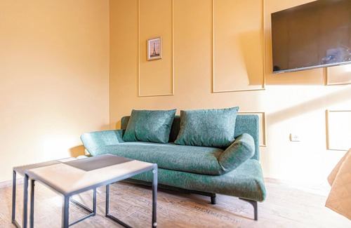 Rudolfsheim-Funfhaus Apartamento | 4BR Apt for 10P Walk to Westbahnhof