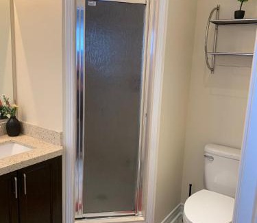 Meadowvale Village Apartamento | 4BR Luxury Styled Home 2 parking