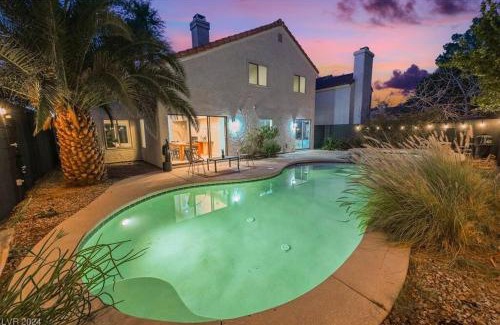Green Valley Casa | 4Br Model Home w Pool and Pool table in Henderson