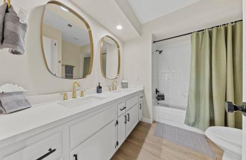Green Valley Casa | 4Br Model Home w Pool and Pool table in Henderson