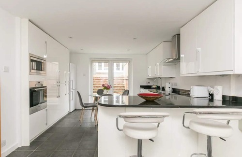 Cookham Dean Casa | 4OC · Fab English Country Cottage | Pass the Keys