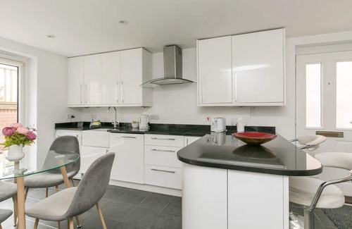 Cookham Dean Casa | 4OC · Fab English Country Cottage | Pass the Keys