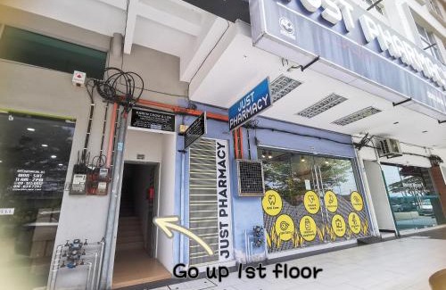 Pekan Melayu Apartamento | 4pax Room Near ECM -BY MY Homestay