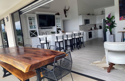 Bolívar Apartamento | 5* 2 D Mount view+Airport+ Pool+3 bed +Bb Crib+
