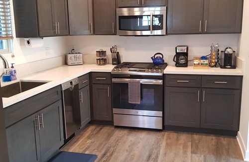 Harbor Casa | 5 hab / 4 ba CENTRO