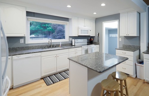 South Haven Casa | ¡5 dormitorios, 5 baños, piscina privada climatizada, cerca del centro!