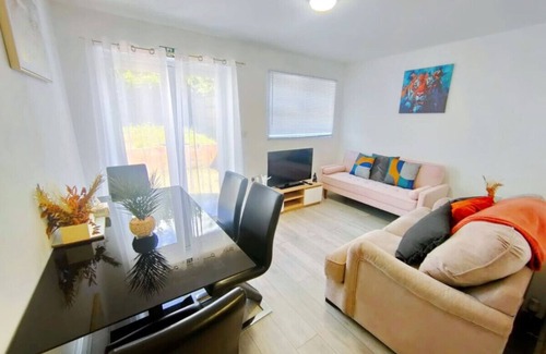 Weston on Trent Casa | 5 Bed Contractor Pad, Parking, Fast Wifi, Spacious
