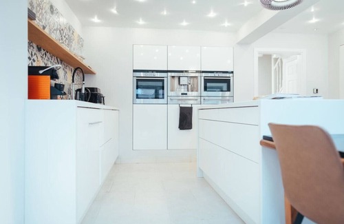 South Woodham Ferrers Casa | 5 Bed Family Home- Free Parking