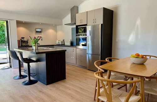 Havelock North Casa | 5 bed house centre of Havelock