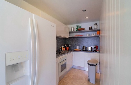 Lurin Casa | 5 Bed Villa Saint-louis estate in Corossol,