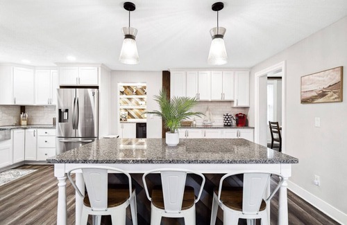 Vermilion Apartamento | 5 Bedroom|Arcade NBA Jam|Poker Table|Luxury