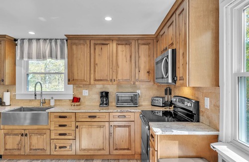 Killington Chalet De Esquí | 5-bedroom chalet walking distance to bars and restaurants - on the access road