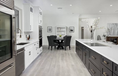 Stonegate Villa | 5 Bedroom Contemporary Dream Home w/ Pool/Hot Tub