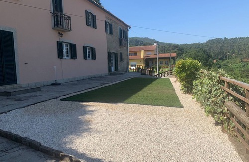 Oliveira de Frades Cabaña | 5 Bedroom Cottage in Ribeiradio