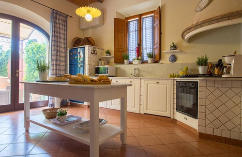 Fabbrica Casa | Acogedora casa de 5 habitaciones en.