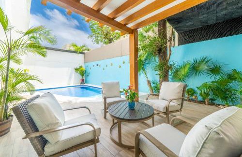Centro de Cancún Villa | 5 Bedroom Modern Villa with Private Pool - Great Location