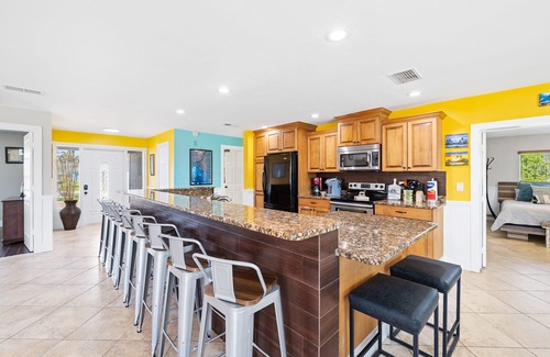 Yacht Club Casa | Pregunte acerca de mayo de 2019! Paquete de casa y barco con kayaks!