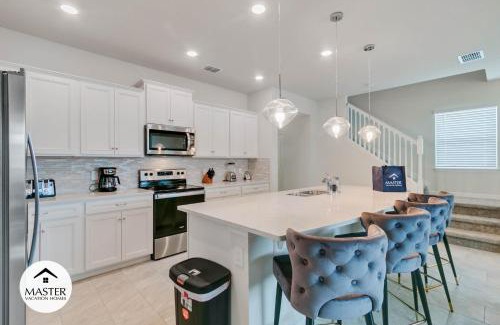 Davenport Casa | 5 Bedrooms 45 Bathrooms Windsor Island 602 Jl