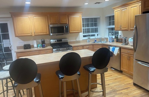 Middletown Casa | 5 Bedrooms, Swimming Pool, Jacuzzi, Cinema, and a Wonderful Place for Traveling