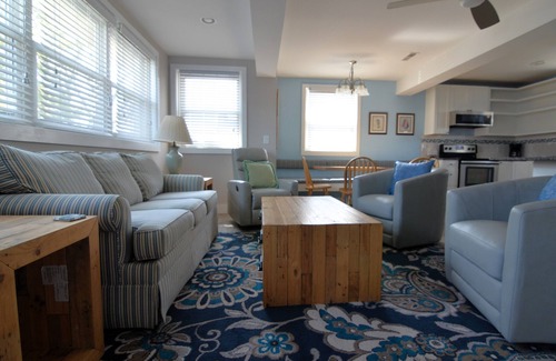 Dewey Beach Casa | 5 BR OCEAN BLOCK BEAUTY IN DEWEY BEACH