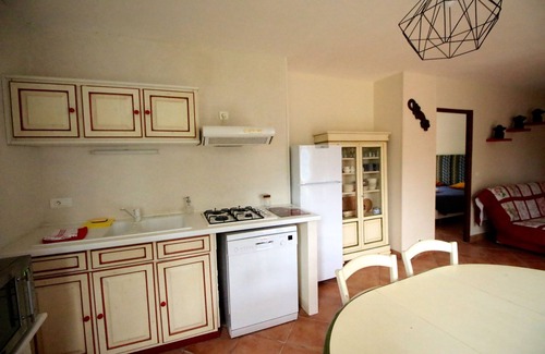 Le Buisson-de-Cadouin Casa | 5 casas rurales, una bonita casa de piedra y 2 piscinas en el corazón del Périgord Noir