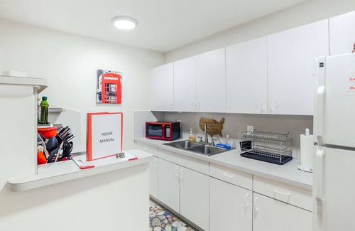 Edgewood Apartamento | #5 Heated Pool, Private Patio & Grill, 1BR+sunroom