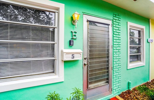 Edgewood Apartamento | #5 Heated Pool, Private Patio & Grill, 1BR+sunroom