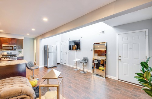 Ashburn Apartamento | 5 Mi to Midway: Walkable Chicago Apartment