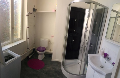 Gare Apartamento | 5 min del mar y del centro, vista abierta + jardín