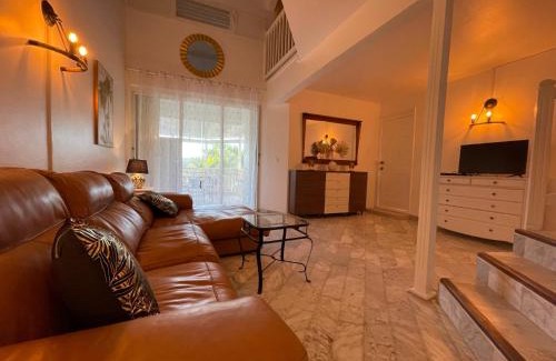 Mont Vergna Apartamento | 5 min Orient Bay, spacious condo - Idolem résidence unité 1 - 57 rue du Mont Vernon 1