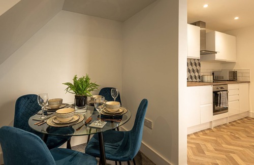 Rochester Apartamento | ★5 MINS TO CENTRAL ★COSY 1 BED ★FREE PARKING