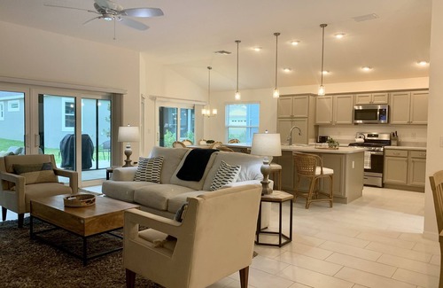 Wildwood Casa | 5 Minute Golf Cart Ride To Brownwood, Restaurants, Entertainment