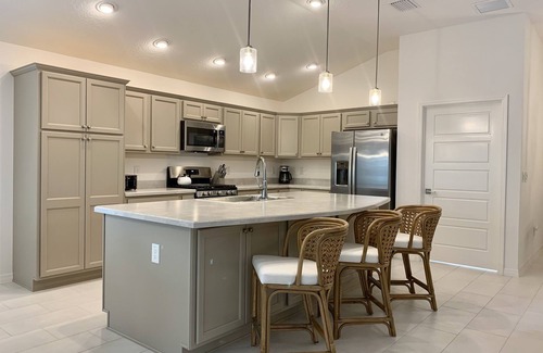 Wildwood Casa | 5 Minute Golf Cart Ride To Brownwood, Restaurants, Entertainment