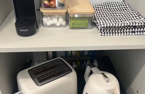 Doussard Apartamento | 5 minutes from Lake Annecy, lovely 5-person apartment with terrace, private parking