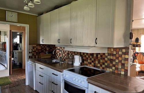 Adelso Casa | 5 person holiday home in ADELSÖ