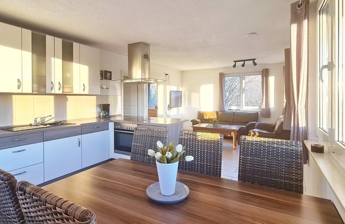 Lonevag Casa | 5 person holiday home in LONEVÅG