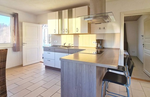 Lonevag Casa | 5 person holiday home in LONEVÅG