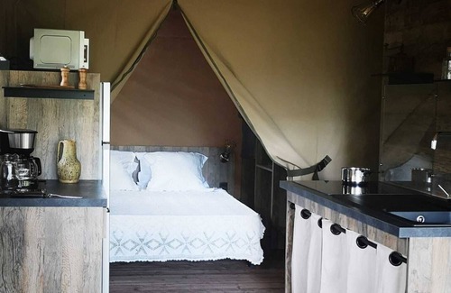 Ucciani Cabaña | Gîte-Familiar-Baño en la habitacion-Vista a la Montana