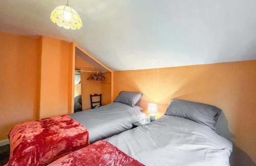 Sandhurst Casa | 5 Rose Cottages