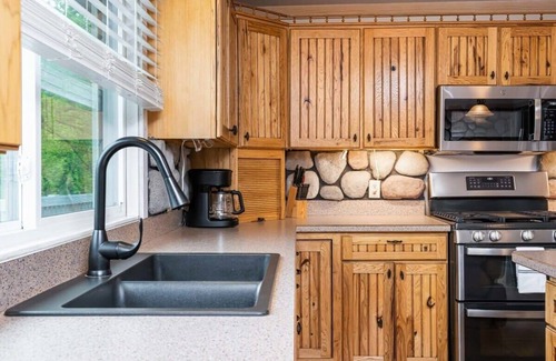 Mayfield Apartamento | 5 Lodges Together by Fife Lake - Group Retreat