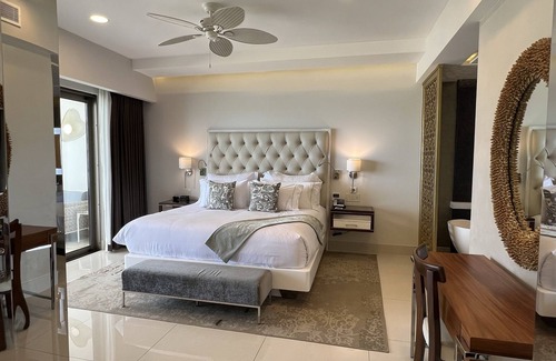 Santa Rosa Complejo | 5-Star Ocean Front Resort - 1 Bedroom